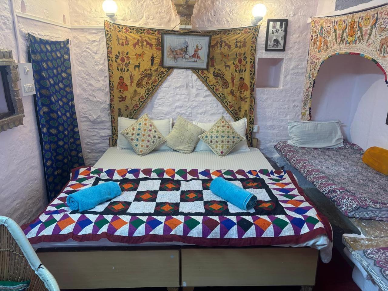 Shiva Guest House Джайсалмер Екстер'єр фото